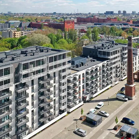 Lodz4Rent - Premium Apartments 9,7 - Manufaktura D77 Parking - Wiosna 2025 Exterior photo