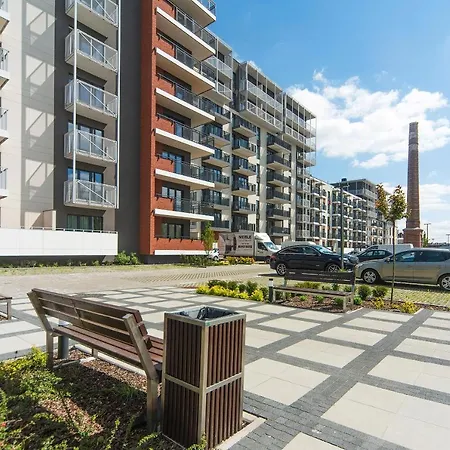Lodz4Rent - Premium Apartments 9,7 - Manufaktura D77 Parking - Wiosna 2025 Exterior photo