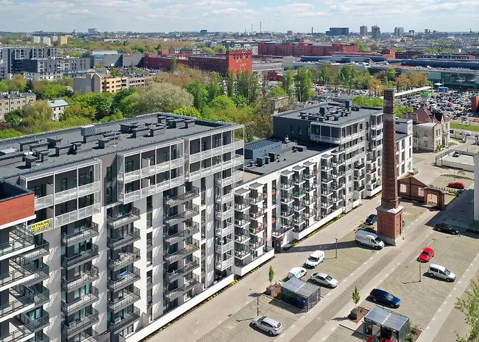 Lodz4Rent - Premium Apartments 9,7 - Manufaktura D77 Parking - Wiosna 2025