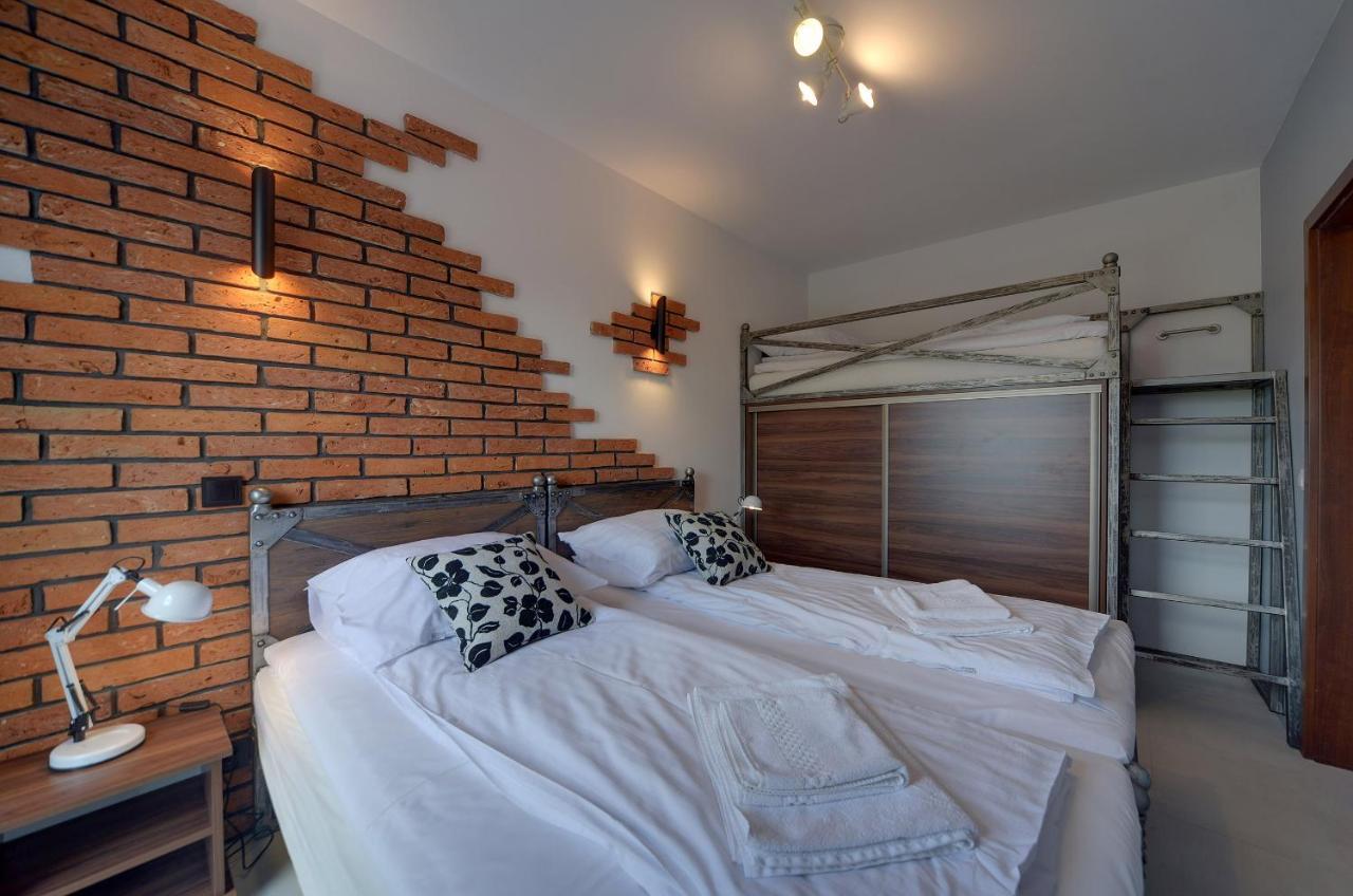 Apartment Lodz4rent - Premium 9,7 - Manufaktura D77 Parking - Wiosna 2025 Lodz (Lodz)