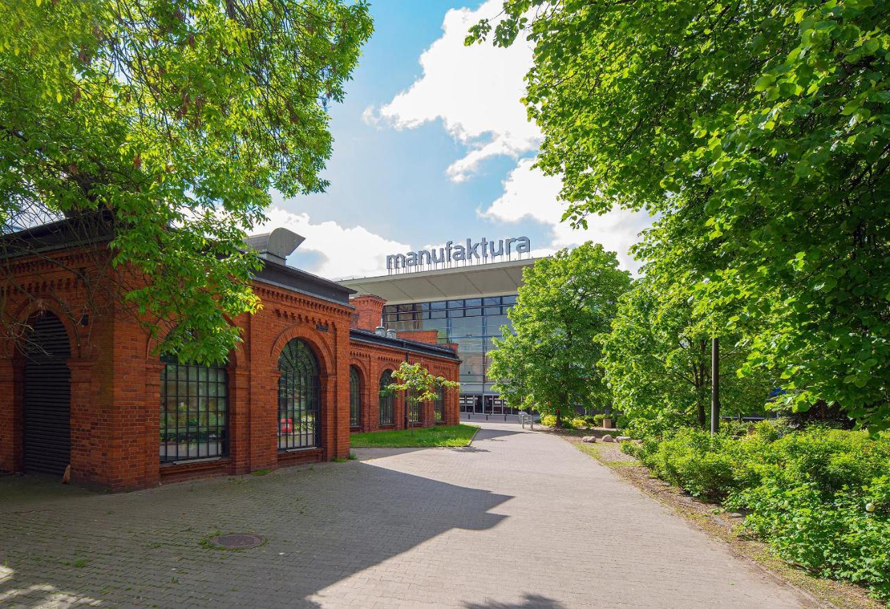 Lodz4rent - Premium 9,7 - Manufaktura D77 Parking - Wiosna 2025 Apartment *
